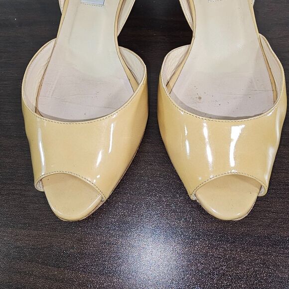 Jimmy Choo Peakaboo Gold Patent Leather Pumps Kitten Heels Womens Size 38 Work - Picture 2 of 12